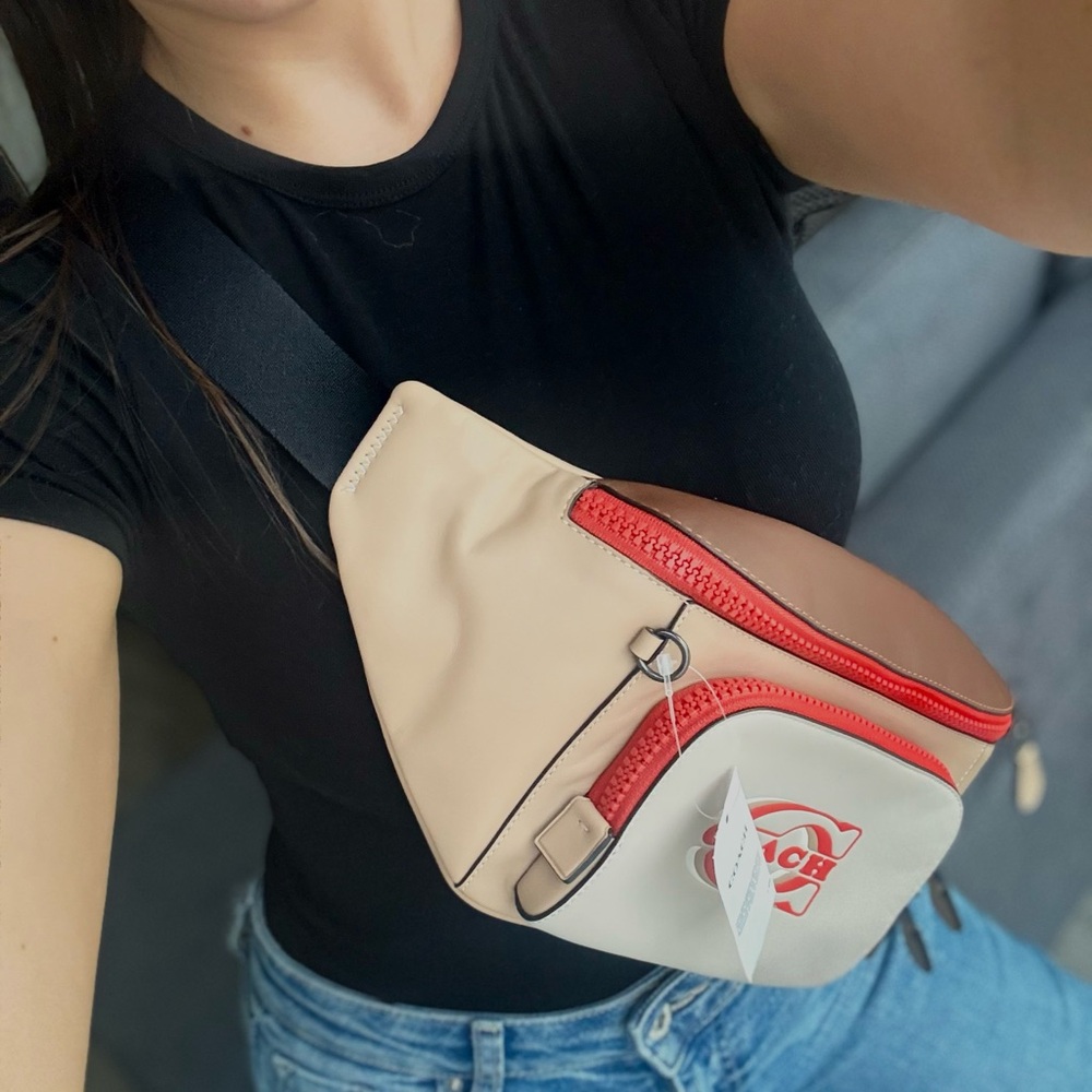 Coach Tan and Red Men’s Bag - Picture 7 of 7